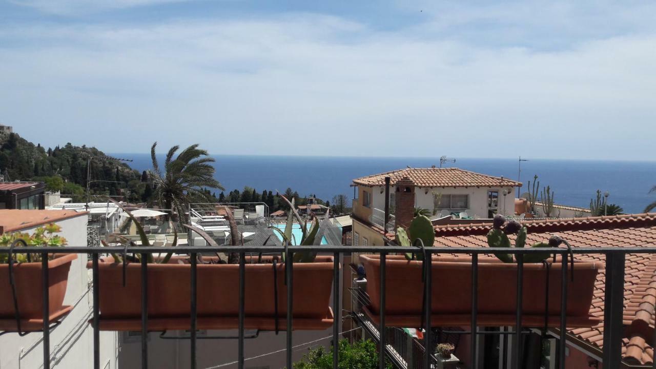 דירות טאורמינה Casa Gio מראה חיצוני תמונה